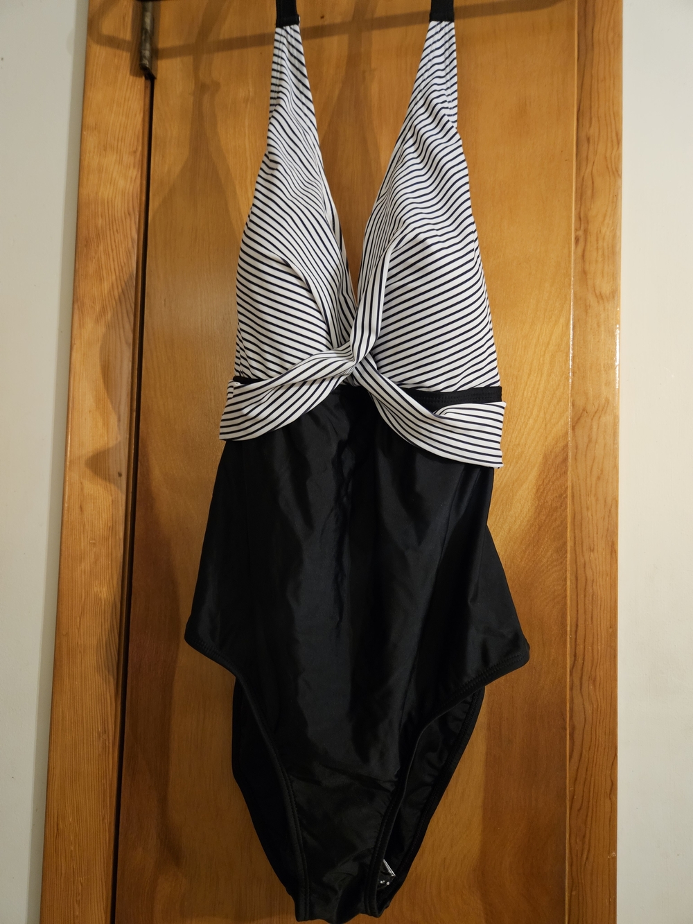 Women’s Black & White Stripe Twist Front One-Piece Swimsuit